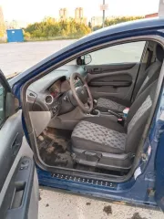 Ford Focus 2008 года, 80 л.с., пробег 183924 км. Кузов темно-синий. VIN: X9FPXXEEDP8A49066. Двигатель: ASDB8A49066.