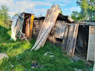 Жилое здание 49,9 кв.м и земельный участок 600 кв.м Новосибирская область Жилое здание, доля в праве: ½, кадастровый номер 54:03:011227:17, местоположение: Новосибирская область, р-н. Болотнинский, г. Болотное, ул. Островского, д. 59, площадь: 49,9 кв.м.; Земельный участок, кадастровый номер…