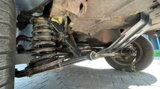 ВАЗ 21213 1995 года выпуска, цвет вишневый, VIN XTA21213051123944.