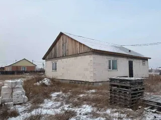 Земельный участок 1500 кв.м и дом 106.7 кв.м в Усть-Абаканском районе. Кадастровый номер участка: 19:10:050201:1184. Жилой дом, площадью 106,7 кв.м, кадастровый номер: 19:10:050201:5358. Расположены по адресу: Усть-Абаканский муниципальный район, сельское поселение Калининский сельсовет, деревня…