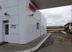Здание, назначение объекта недвижимости: нежилое, кадастровый номер 16:04:120503:67, общая площадь 196,4, кв.м., Адрес: Республика Татарстан, Актанышский р-н, Старобайсаровское сельское поселение, А/дорога М7 "Волга", 1166-й км (справа) (находится в залоге ПАО Банк Зенит); 
Земельный участок, виды…