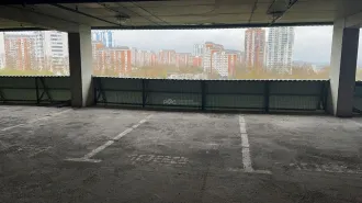 Нежилое помещение 14 кв. м, Москва, Косино-Ухтомский р-н, ул. Руднёвка, д. 43а, пом. XVII м/м 1063, этаж 8, кадастровый номер 77:03:0010008:2641, ограничения и обременения: наличие перепланировки/переустройства/реконструкции установить невозможно