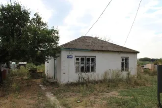 Здание 50.2 кв.м и земельный участок 437 кв.м Ставропольский край Здание с кадастровым номером 26:11:020701:230 площадь 50.2 по адресу Ставропольский край, р-н Шпаковский, х Подгорный, ул Озерная, д 29 и земельный участок площадью 437 кв.м., кадастровый номер: 26:11:020701:334, по адресу…