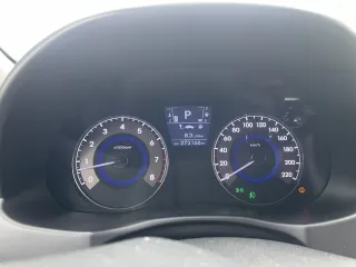 HYUNDAI SOLARIS 2013 Автомобиль марки HYUNDAI модель SOLARIS 2013 г.в. VIN-номер Z94CT41CADR200328