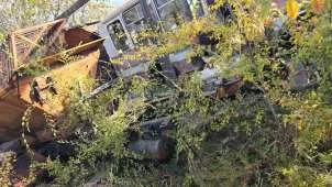 PAZ 3205 1994, UAZ 31514 1993, Zil MMZ 554 1993, KRAZ, UAZ -Автобус (разукомплектован, металлолом) ПАЗ 3205 г.в. 1994. Легковой автомобиль УАЗ 31514 г.в. 1993, грн Е666КМ 75RUS. Непригодное состояние. Значительная разукомплектация. Дальнейшая эксплуатация не целесообразна. Грузовой самосвал Зил ММЗ…