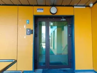Жилая квартира, пл. 57,5 кв.м., кад. №77:17:0130104:2349, 
По адресу: г. Москва, р-н Троицк, ул. Андерсена, д 2, этаж 3, кв 101