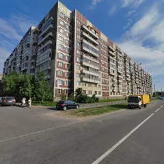1/2 (одна вторая) доля в праве собственности на жилое помещение, кад. номер: 78:12:0006320:5210, площадь: 71.5 кв.м.
Расположенное по адресу: Санкт-Петербург, ул. Джона Рида, д. 1, корп. 1, литера. А, кв. 122