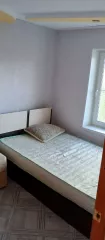 Жилое здание, площадь: 41,4 кв.м., кадастровый номер: 66:50:0523009:89 и земельный участок, площадь: 684 кв.м., кадастровый номер: 66:50:0523009:2, категория земель: земли населенных пунктов, вид разрешенного использования: под жилую застройку   индивидуальную. Адрес  местоположение : Свердловская…
