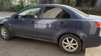 Mitsubishi Lancer 2007 года, 109 л.с., VIN: JMBSNCY2A8U006119, рег.номер: М068ЕЕ774, цвет: синий. Учтено техническое состояние: имеется неисправность двигателя, ходовой части. Не работает кондиционер. По кузову массово коррозийные повреждения, вплоть до сквозной коррозии. Передний двигатель…