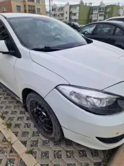 Renault Fluence 2012 года, 106 лс, 255000 км, VIN номер: VF1LZBR0547841136