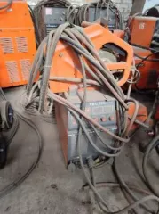 Сварочный аппарат Lincoln Speedtec 505 SP (5 шт., исправны); сварочный аппарат Kemppie X3 Power source 400 (3 шт., исправны); сварочный аппарат Сварог Mig 350 (13 шт., исправны); сварочный аппарат Сварог Mig 3500 (1 шт. исправен); сварочный аппарат Кедр MultiMig 5000S (1 шт. исправен); сварочный…