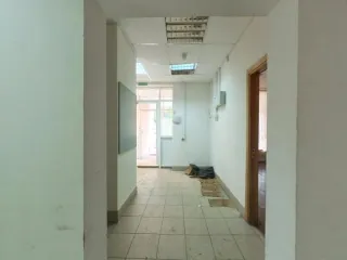Нежилое помещение 100 кв.м, ул. Совхозная, д. 49, г. Москва, общей площадью 100 кв.м (Этаж № 1, пом. 1/1), кадастровый номер: 77:04:0004016:8608. Назначение нежилого помещения: Свободное. Общая площадь: 100. Кадастровый номер: 77:04:0004016:8608