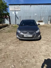 Hyundai Solaris 2013 Hyundai Solaris, 2013 года, 123 лс, 172463 км, АКПП еще транспортное средство Hyundai SOLARIS, 2013 года выпуска, VIN: Z94CT41DBDR228756.