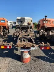Камаз 53504-46, VIN: ХТС535044F2468397, гос. рег. знак: X739AX56, год выпуска 2015 – в демонтированном состоянии - рама с кабиной, двигатель Евро-4 с КПП ZF, раздаточная коробка, седельное устройство, передний мост (2 колеса), задняя телега (2 моста, 4 колеса)