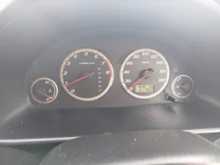 Honda CR-V 1992 года, 158 лс, пробег 317 850 км, полный привод (4WD), автоматическая коробка передач (АКПП). Объем двигателя 1998 куб.см, модель двигателя K20A, номер двигателя 4053413, номер кузова RD5-1102345, красный цвет. Имеются недочеты по кузову. Автомобиль на ходу в удовлетворительном…