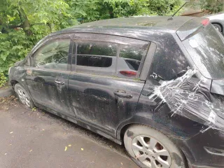 Nissan Tiida 2008 года, Ниссан Тиида 1.6 Elegance. Государственный регистрационный номер Н991ХР190, VIN 3N1FCAC11UL453582. Номер двигателя 032774В, объем 1598 см³, черный цвет, снаряженная масса 1300 кг.