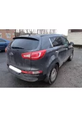 Автомобиль KIA SLS (Sportage, SL, SLS), 2012 года выпуска, государственный регистрационный номер У678МХ142. Резина зимняя - 1 сезон в эксплуатации. Базовая/заводская комплектация "Комфорт". Есть дефекты по кузову: сколы покрытия, царапины на бамперах и двери багажника, вмятины на капоте, сколы на…