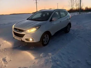 Hyundai ix35 2012 года, 150 лс, 150000 км, полный привод, АКПП. Технический паспорт Серия 77УН номер 958605; Номер кузова (шасси) VIN TMAJU81BDCJ295063; Двигатель (рабочий объем/мощность) 150; Транспортное средство Автомобиль легковой; Марка HYUNDAI IX35; Дата выпуска 2012 г.; Цвет и тип краски…
