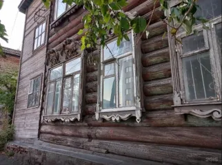 Нежилое здание, 268,5 кв.м, объект культурного наследия, Барнаул, ул.Никитина, 128. Нежилое здание общей площадью 268,5 кв.м с кадастровым номером 22:63:050322:46, являющееся объектом культурного наследия «Особняк купеческий», нач. XX в., включенным в единый государственный реестр объектов…