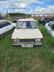 Toyota Vista с госномером М443УС75, кузов SV300044190. Toyota Corolla 1990 года без госномера. ВАЗ 21053. УАЗ 31512 с госномером Н476ОР75, VIN XTT315120V0024608, двигатель V0607837, шасси V0621730, кузов V0024608, цвет белый. Toyota Corona с госномером Н552СМ75, 1992 год, двигатель 0936509, кузов…