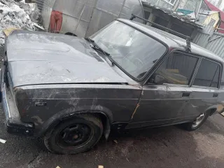 ВАЗ 2107, 2010 года, 72 лс, 21869 км. Легковой автомобиль, LADA, 210740, ХТА210740А2967120, год выпуска 2010, г/н Т682АО154, пороги гнилые, дно гнилое, двери побитые, двигатель требует капитального ремонта, ходовая часть требует ремонта, пробег не работает спидометр, замена патрубков всех…