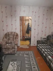 Квартира, 39.2 кв.м, Удмуртская Республика, Камбарский район. Жилое помещение, площадью 39.2 кв. метра, находящийся по адресу: Удмуртская Республика, Камбарский район, с. Шолья, ул. Лесная, д. 8, кв. 5, с кадастровым номером 18:10:021005:149. Общая долевая собственность 1/2. На имущество наложены…