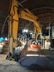 Гусеничный экскаватор KOBELCO E135SR-1ES 2008 года выпуска, заводской номер YY04-10316, гос. номер 3663АР28, техническое состояние: бывшее в эксплуатации ТС, на послегарантийном периоде эксплуатации, ТС не находу и требует ремонта, имеются следы коррозии кузова, повреждение кабины, салона и ЛКП…