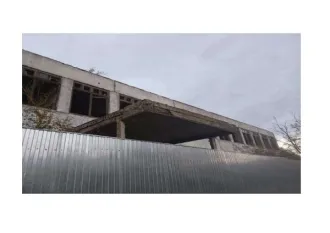 Здание производственное (административное) площадью 2160,3 кв.м, кадастровый номер 34:34:060060:850 с земельным участком площадью 2430 кв.м, кадастровый номер 34:34:060060:811. Волгоград, Советский район, пр-кт Университетский, 104а. Количество этажей: 2. Общие сведения об ограничениях и…