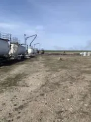 Восточно-Бирлинское нефтяное месторождение (куст 1): право аренды земельного участка кадастровый номер 73:08:045001:860, Ульяновская обл., Мелекесский р-н, МО "Рязановское сельское поселение"; поисковая скважина № 40; поисковая скважина № 41 (оборудование в аренде); поисковая скважина № 46; насос…