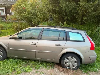 Renault Megane Grandtour 2008 года выпуска, VIN: VF1KMSEB639752831, гос. номер: Н820МА98, цвет: Серый. Автомобиль в залоге у АО Банк Инго. Местонахождение авто: Ленинградская область, Волховский район, Староладожское сельское поселение, деревня Трусово. По указанному VIN не найдена информация о…