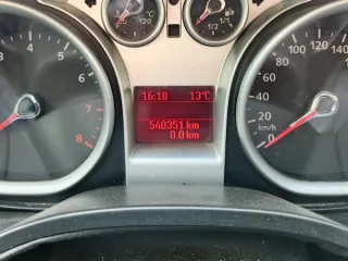 Высвобождаемое движимое военное имущество (автомобиль) Высвобождаемое движимое военное имущество, автомобиль: ФОРД «ФОКУС» VIN: X9FHXXEEDH8К72201  (приложение №1) 
Мощность двигателя: 99,96 
Марка: ФОРД 
Объем двигателя: 1596 
Пробег: 540351 
VIN номер: X9FHXXEEDH8К72201 
Вид транспорта: легковой…