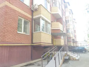 Нежилое помещение 615.4 кв.м Республика Адыгея, Тахтамукайский район, пгт. Яблоновский, ул. Луговая, д. 7/5, пом. 1, кадастровый номер 01:05:3009002:1810. Ознакомление с имуществом возможно после предварительного согласования даты и времени по электронной почте: ak_veshkin@mail.ru, телефон: +7…