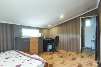 Дом и участок 91,6/641 м², Ярославль: жилое здание площадью 91,6 м², кадастровый номер 76:23:041002:508, и земельный участок площадью 641 м², кадастровый номер 76:23:041002:157, расположенные по адресу: Ярославская область, г. Ярославль, ул Гагарина (в районе №67а), СНТ "Нефтяник-1", д.304