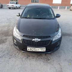 Chevrolet Cruze, 2014 года, 100 лс, АКПП. Легковой автомобиль CHEVROLET CRUZE, 2014 г.в., цвет кузова - черный, госномер К825ОТ122, VIN XUFJA686JE3026644 (в залоге у ПАО "БАНК Уралсиб")