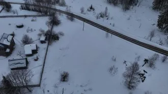 Участок ИЖС 1375 кв.м в Московской области, Волоколамский м.о., д. Васильевское. Кадастровый квартал: 50:07:0060403. Категория земель: земли населенных пунктов. Вид разрешенного использования: для индивидуального жилищного строительства (код 2.1).