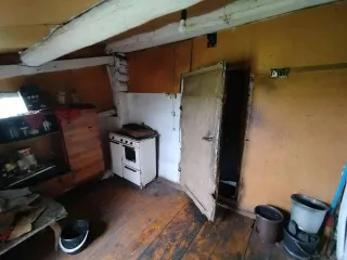 Дом 29,8 кв.м. и земельный участок 2400 кв.м., Кемеровская обл. Земельный участок. Категория земель: Земли населенных пунктов Вид разрешенного использования: Для ведения личного подсобного хозяйства Площадь: 2400 кв.м. Адрес: Кемеровская область, р-н. Промышленновский, д. Прогресс, ул. Центральная…