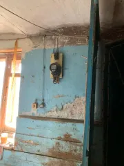 Жилое помещение непригодное для проживания 33,0 кв.м Ивановская область Жилое помещение признанное непригодным для проживания с ограниченным уровнем благоустройства, расположенное по адресу: Ивановская область, г. Шуя, ул. Васильевская, д.50, кв.11, с кадастровым номером 37:28:030212:230, общей…