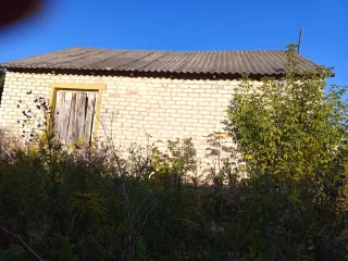 Земельный участок 1247 кв.м и дом 43.3 кв.м, Ивановская обл., р-н Гаврилово-Посадский, с. Липовая Роща, ул. Садовая, д. 24. Назначение участка: ИЖС, кадастровый номер: 37:03:010602:59. Назначение дома: жилое, кадастровый номер: 37:03:010602:826. Находится в долевой собственности, размер доли: 1/2.