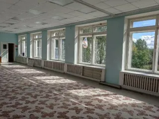 Нежилое здание 1733,8 кв.м, Мурманская область, Верхнетуломский. Адрес местонахождения: Российская Федерация, Мурманская область, муниципальный район Кольский, городское поселение Верхнетуломский, поселок городского типа Верхнетуломский, улица Лесная, дом 4А, кадастровый номер объекта…