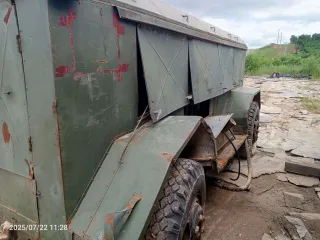 Компрессорная станция УКС-400В с дизельным двигателем ЯМЗ-236 заводской номер 050821, 2005 год выпуска. Инвентарный номер ПСТ048509, 1 штука.