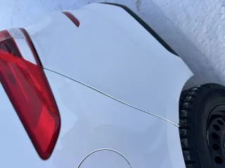 KIA Optima 2019 года выпуска, VIN 5XXGT4L38LG418702. В залоге у ПАО "Совкомбанк".