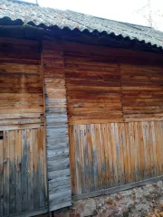 Жилой дом: кадастровый (условный) номер: 18:06:018041:56 на земельном участке, кадастровый (условный) номер: 18:06:018041:13 по адресу: Удмуртская Респ, с Грахово, ул Советская, дом 122