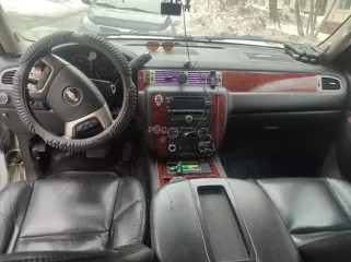 Шевроле ДжиЭмТи900 (Тахо) 2012 года, цвет белый. VIN: XWFSK6E01C0000447. Номер двигателя: LMG CCR184143. ПТС: серия 77 PE 892524. Находится по адресу: Москва, Большая Академическая ул., д. 37. Имеется обременение: залог в пользу АО «Эксперт Банк» и запрет на регистрационные действия.