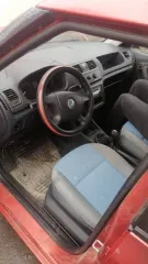 Skoda Fabia, 2007 года, 69 лс, 214000 км, МКПП, красно-коричневый, VIN TMBAH15J483042749, пробег 213171 км, бензин, объем 1198 куб.см, местонахождение: г. Вологда, ул. Воркутинская, д. 16Г (парковка у дома), ржавчина и потертости по кузову, пробег 213174.