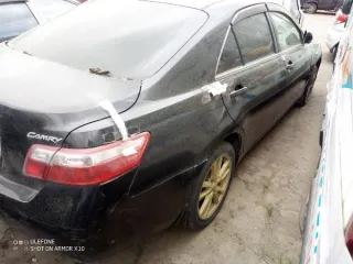 Годные остатки транспортное средство марки Toyota модели Camry цвет черный с пластинами государственных регистрационных номеров Республики Беларусь BУ5383АВ-1 год выпуска 2007 маркировочное обозначение номера кузова JTNBE40K503102536 не является первичным. Экспертиза и оценка транспортного средства…