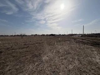 Земельный участок 500 кв.м. для ИЖС, Ростовская область, городской округ город Волгодонск, город Волгодонск, улица Александра Неумывакина, земельный участок 12. Категория земель: земли населенных пунктов. Кадастровый номер: 61:48:0040240:320. Основной вид разрешенного использования: 2.1.