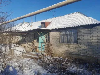 Квартира 49,8 кв.м., 1-комн.; жилое помещение 49,8 кв.м., Саратовская область, р-н Самойловский, с Благовещенка, ул Ленина, д 105, кв 1, кадастровый номер: 64:31:000000:3515