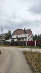 Земельный участок 2033 кв.м и дом 286.7 кв.м, Воронежская область, Рамонский район, село Новоживотинное, улица Газовиков, 19. Кадастровый номер участка: 36:25:3600008:80, кадастровый номер дома: 36:25:3600008:291.