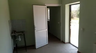 Помещение с кадровым номером 23:06:1902265:2035 по адресу Краснодарский край, г. Гулькевичи, ул. Олимпийская 8, пом.1, площадь 53,8 кв.м. Ознакомиться с имуществом и документами возможно в период с 01.09.2025 до даты окончания приема заявок, направив запрос на адрес электронной почты организатора…