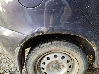 Автомобиль марки LADA модель Kalina 2008 г.в. VIN-номер XTA11193080086371, находится в залоге у ПАО Совкомбанк. Машина заводится, на ходу. Есть небольшие стуки по ходовой части. Все, что влияло на безопасность движения, заменено. Повреждений нет, есть небольшая ржавчина на задних арках.